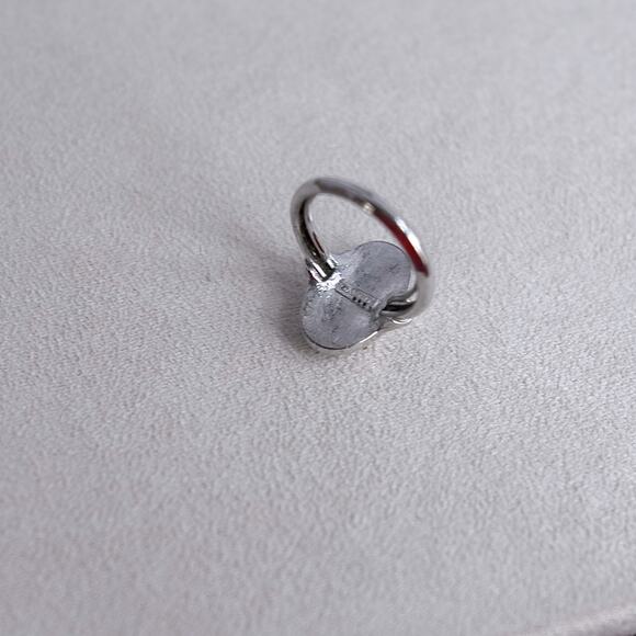Vintage Avon Abalone Mother of Pearl Ring Silver Tone Oval Size 6.5 - Picture 4 of 6